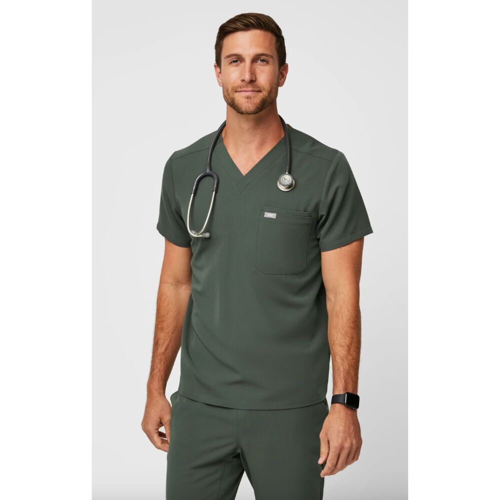 Figs Men's Leon Scrub Top